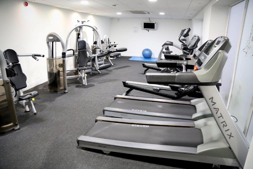 Towers Hotel & Spa Swansea Bagian luar foto